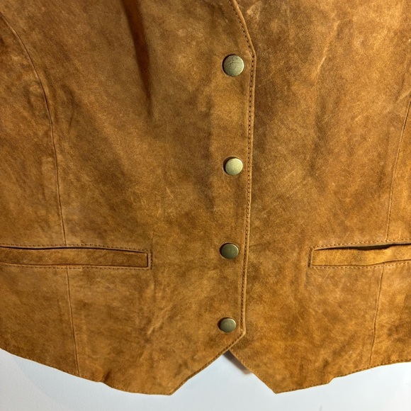 DON’T STOP Sz L Tan Suede Vest with Snap Button Closure Fabric Back Cinch Band - Picture 3 of 7